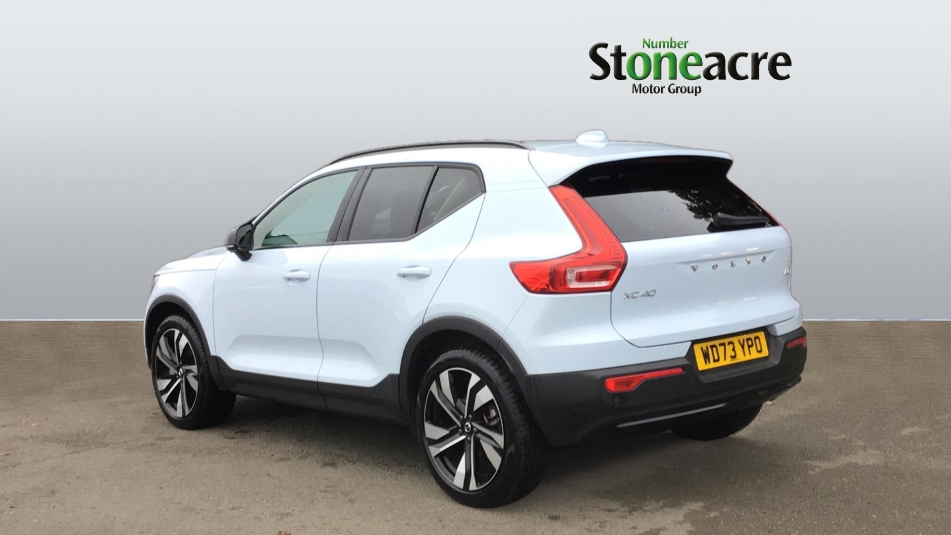 Volvo XC40 Image 2