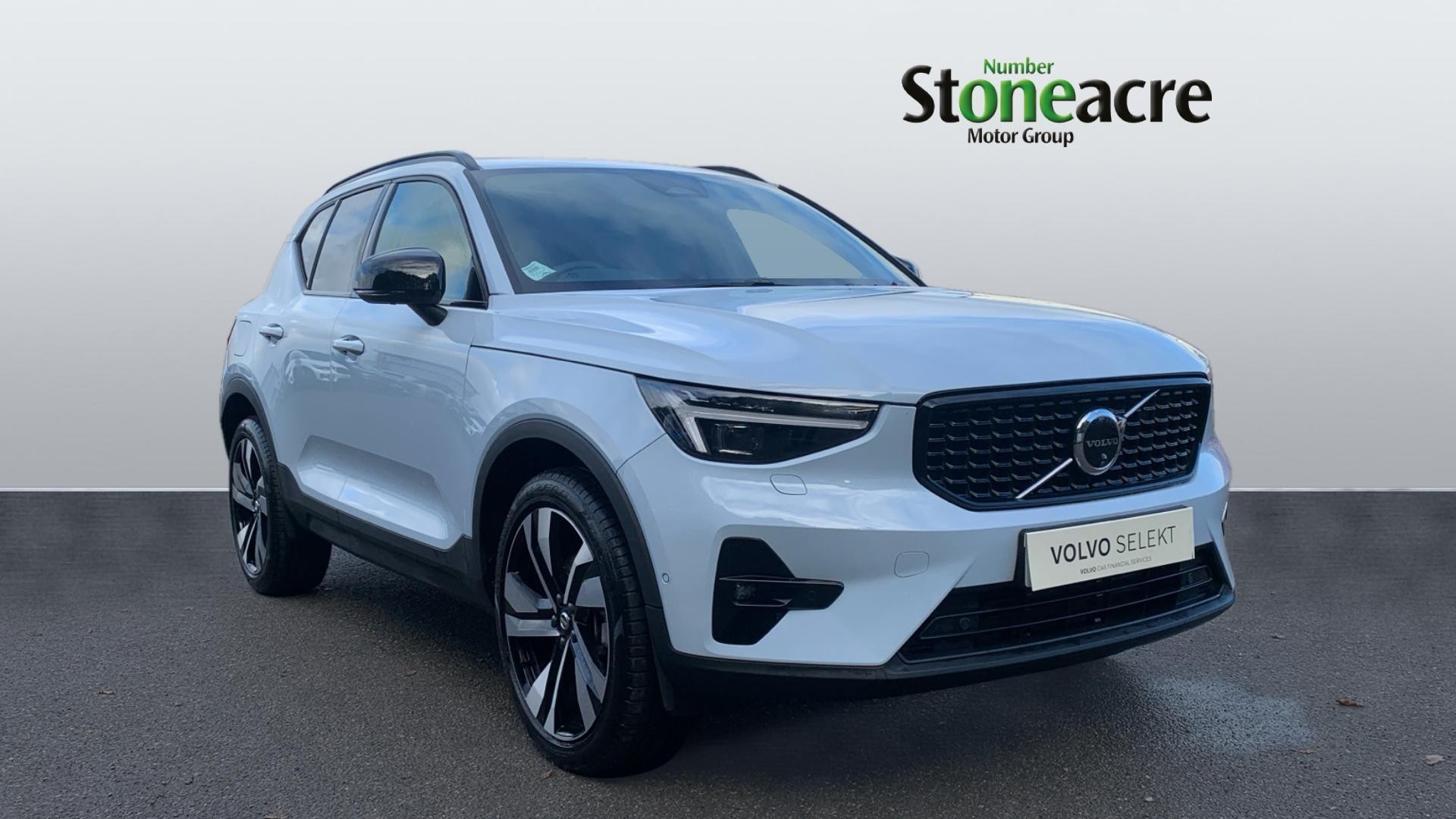 Volvo XC40 Image 1