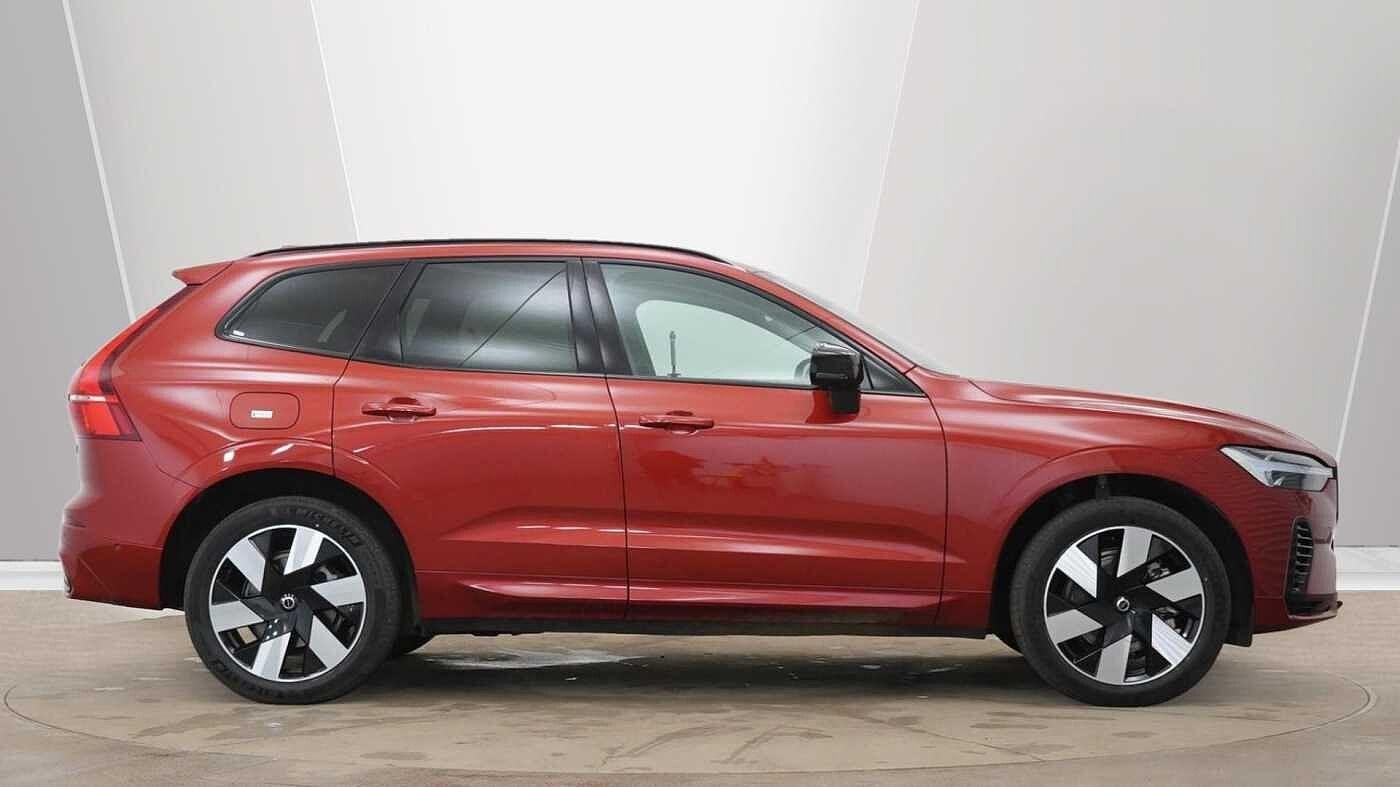 Volvo XC60 Image 2