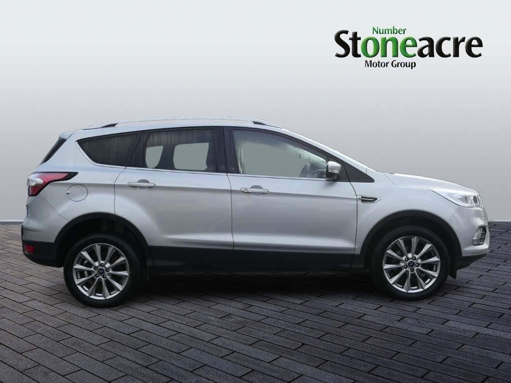 Ford Kuga Image 2