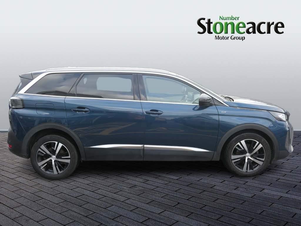 Peugeot 5008 Image 2