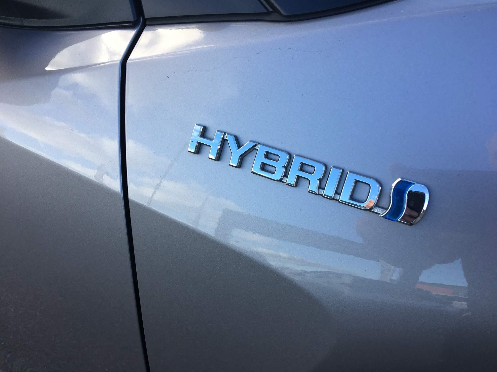 Toyota C-HR Image 27