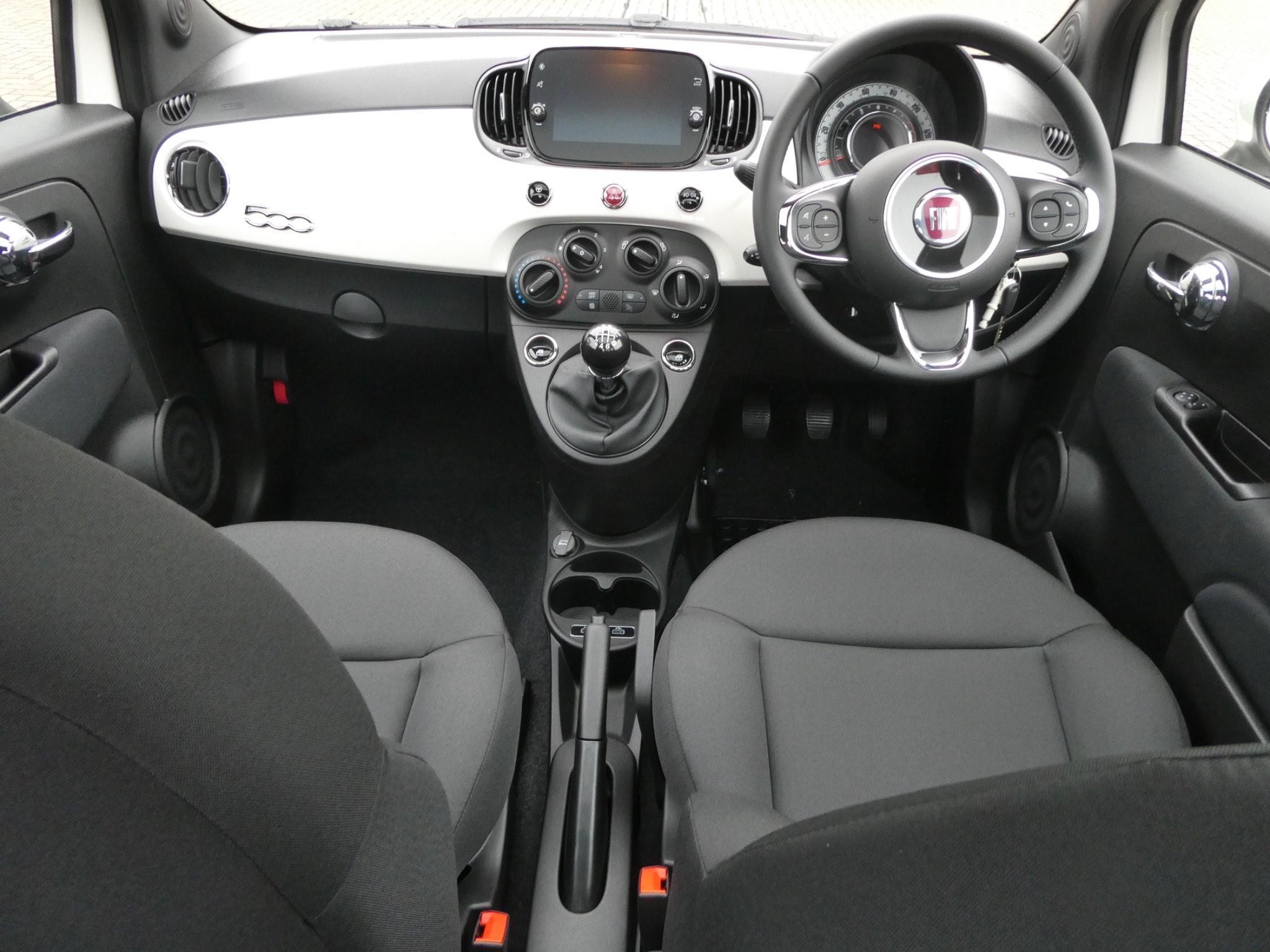 Fiat 500 Hybrid Image 12