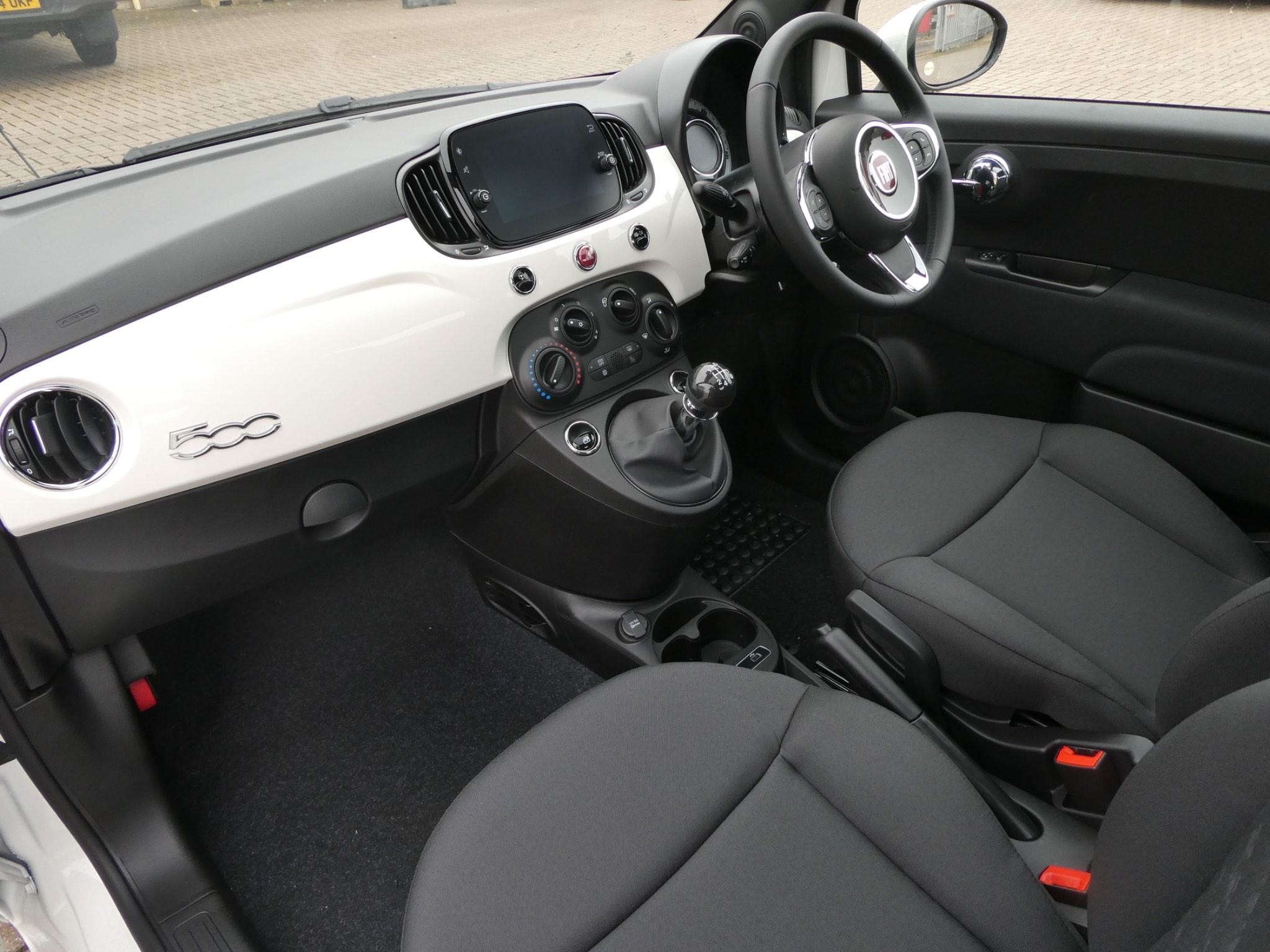 Fiat 500 Hybrid Image 13