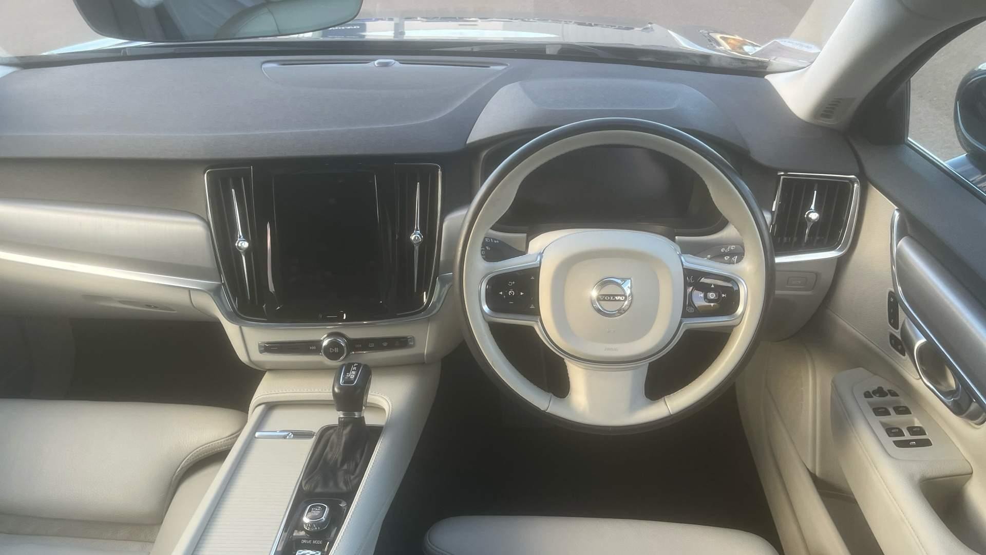 Volvo V90 Image 21