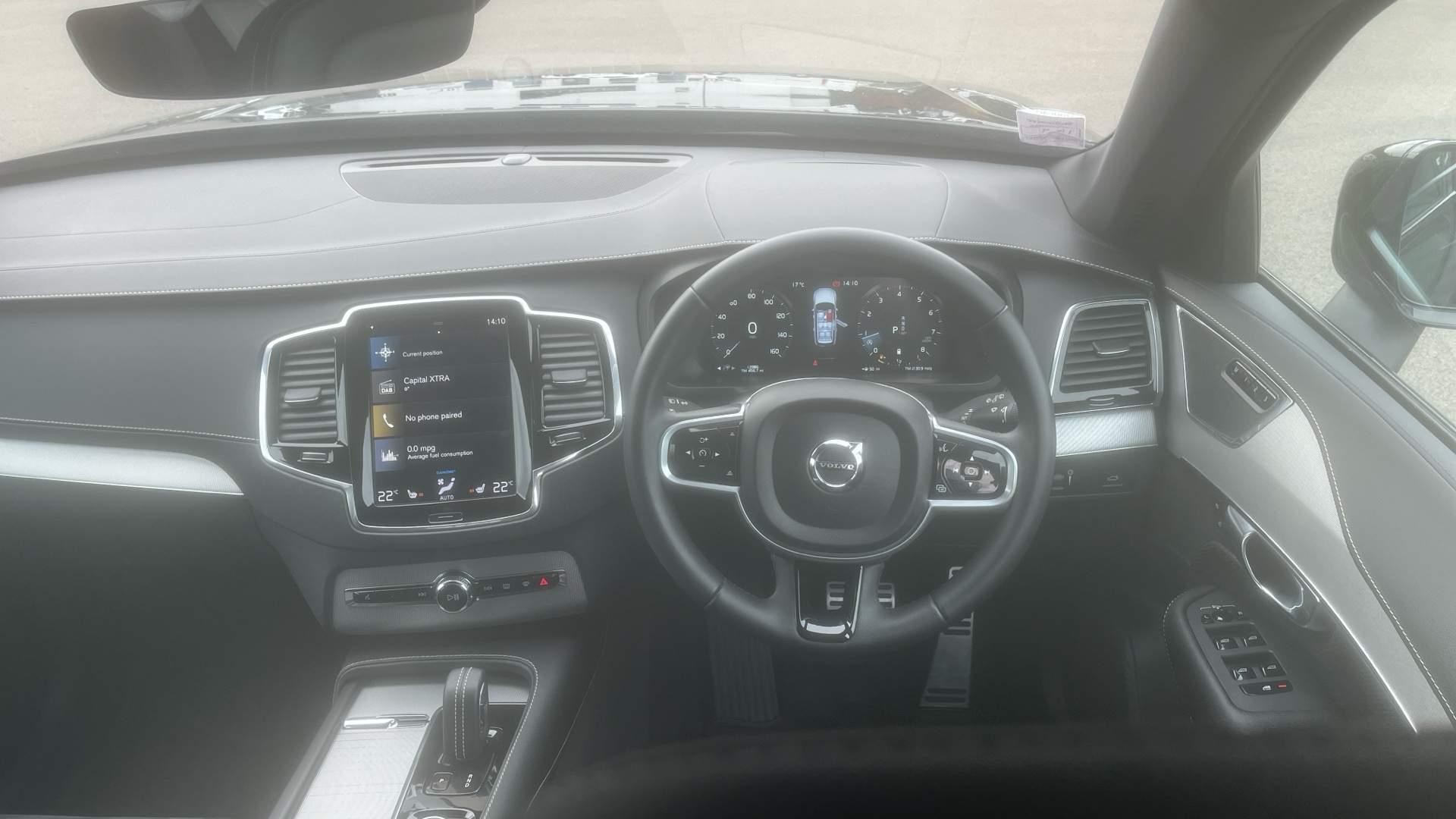 Volvo XC90 Image 21