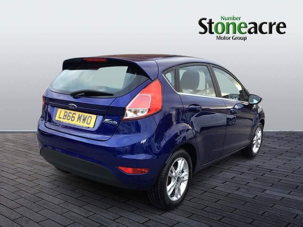 Ford Fiesta Image 2