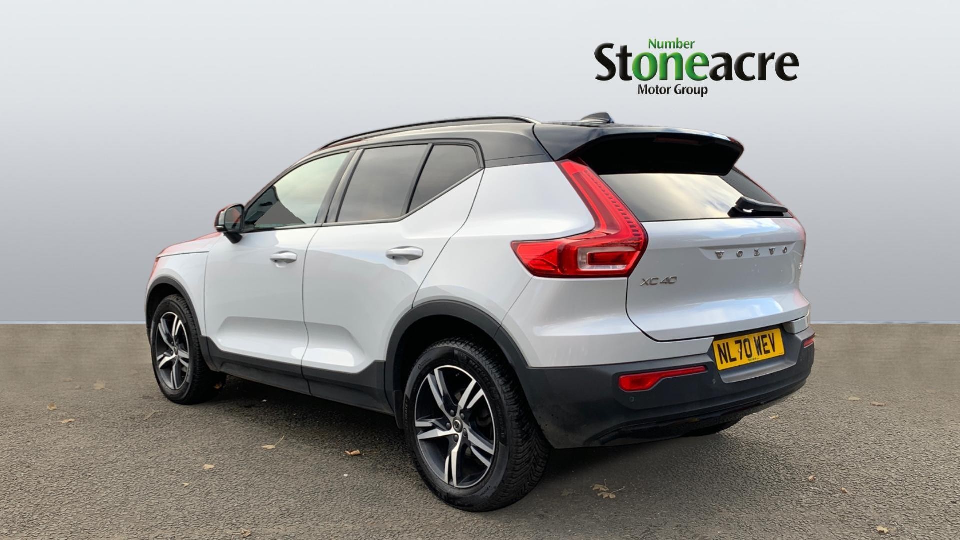 Volvo XC40 Image 2