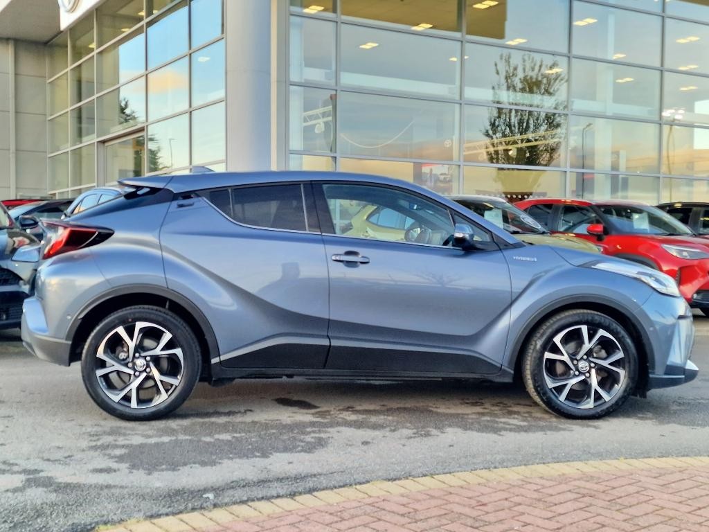 Toyota C-HR Image 18