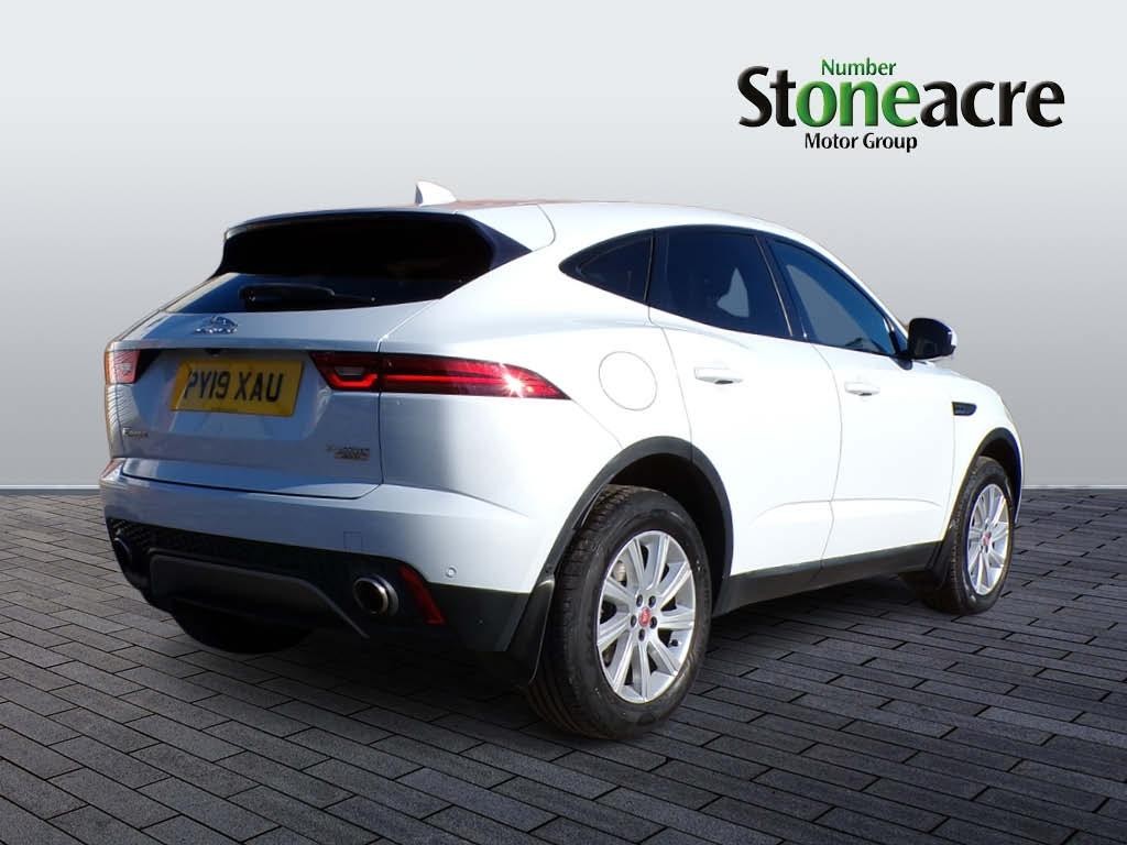 Jaguar E-Pace Image 3