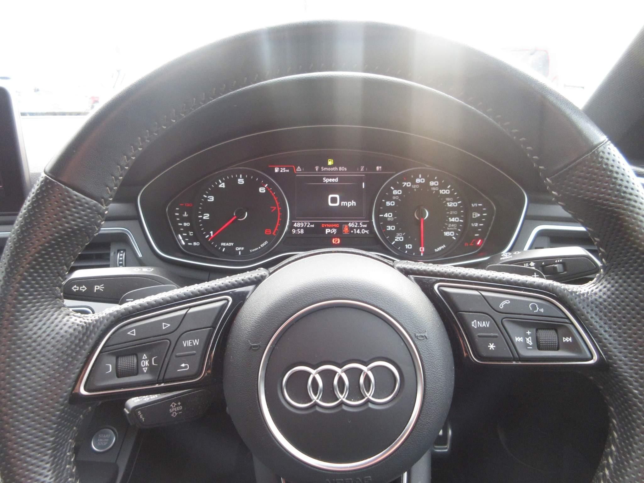 Audi A5 Image 21