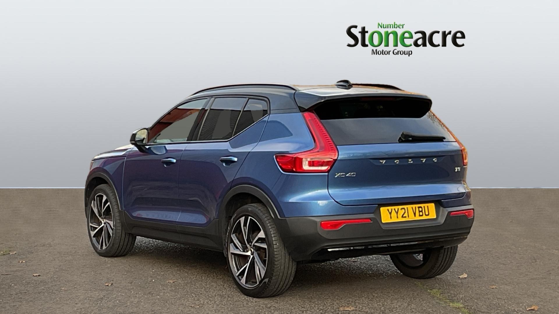 Volvo XC40 Image 2