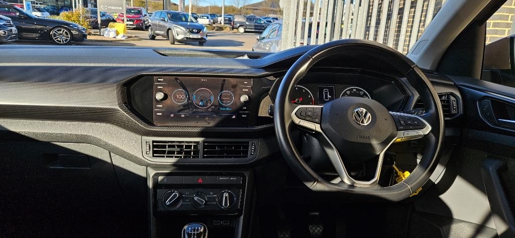 Volkswagen T-Cross Image 12