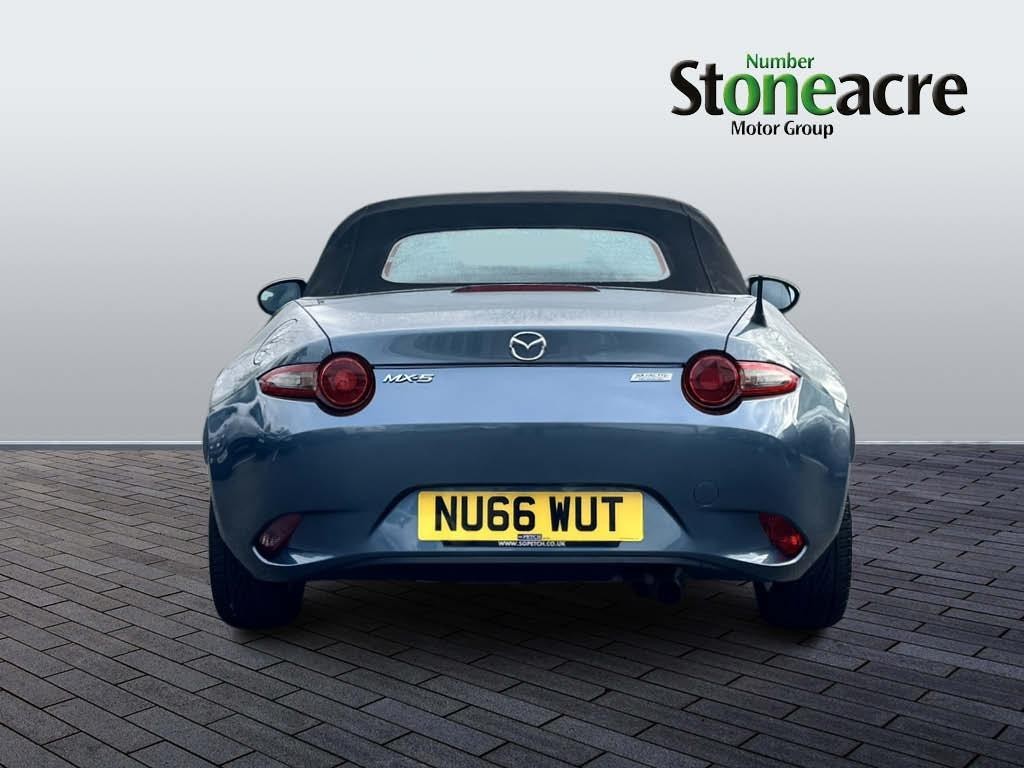 Mazda MX-5 Image 4