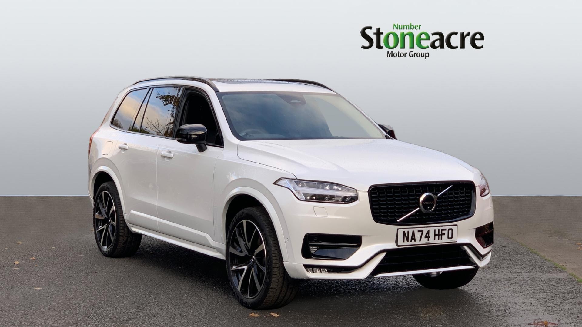 Volvo XC90 Image 1