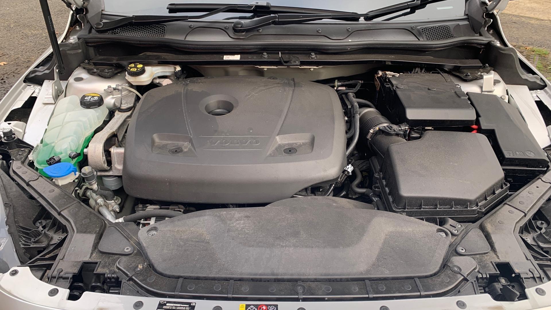 Volvo V40 Image 34