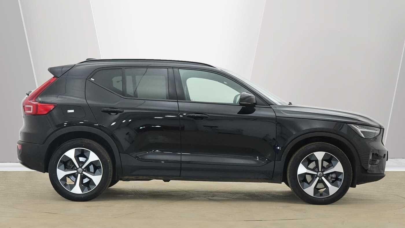 Volvo XC40 Image 2