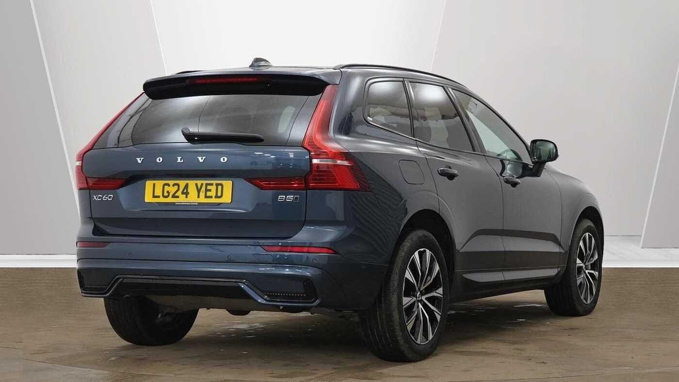 Volvo XC60 Image 3