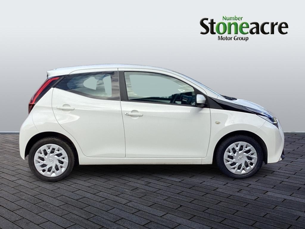 Toyota Aygo Image 2