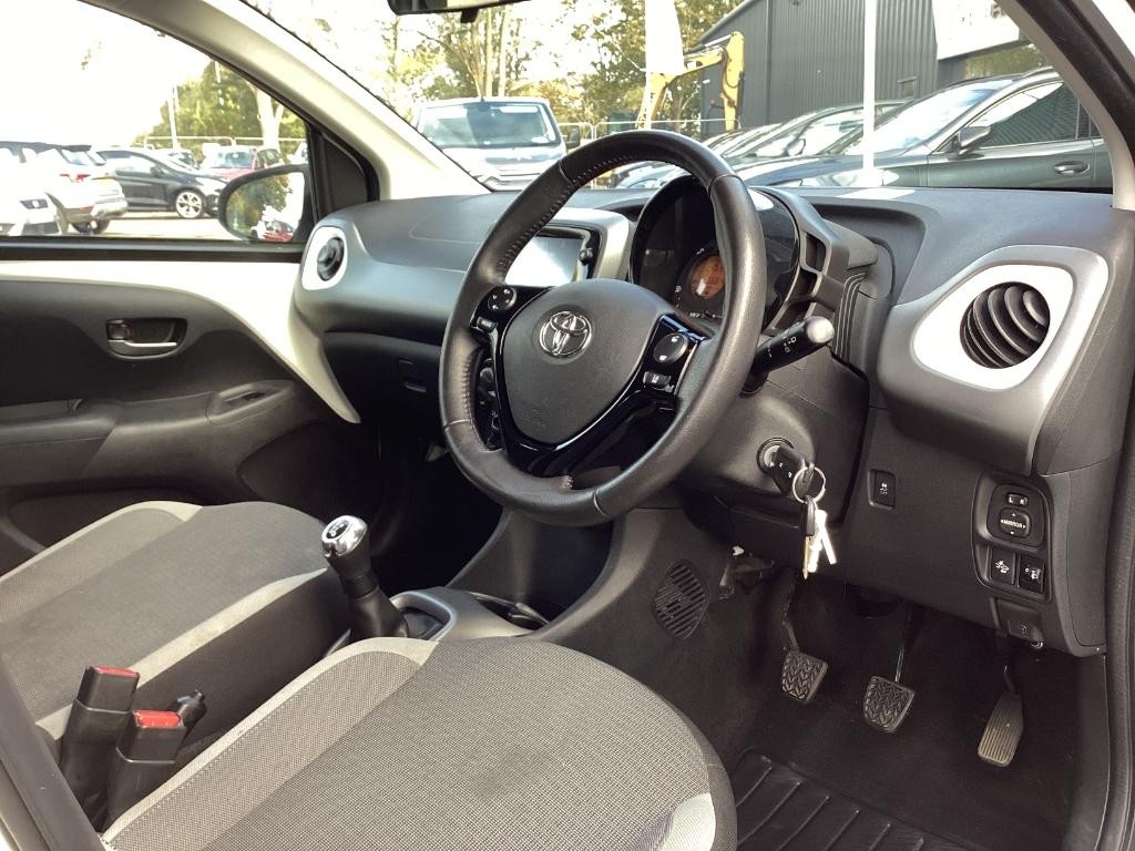 Toyota Aygo Image 11