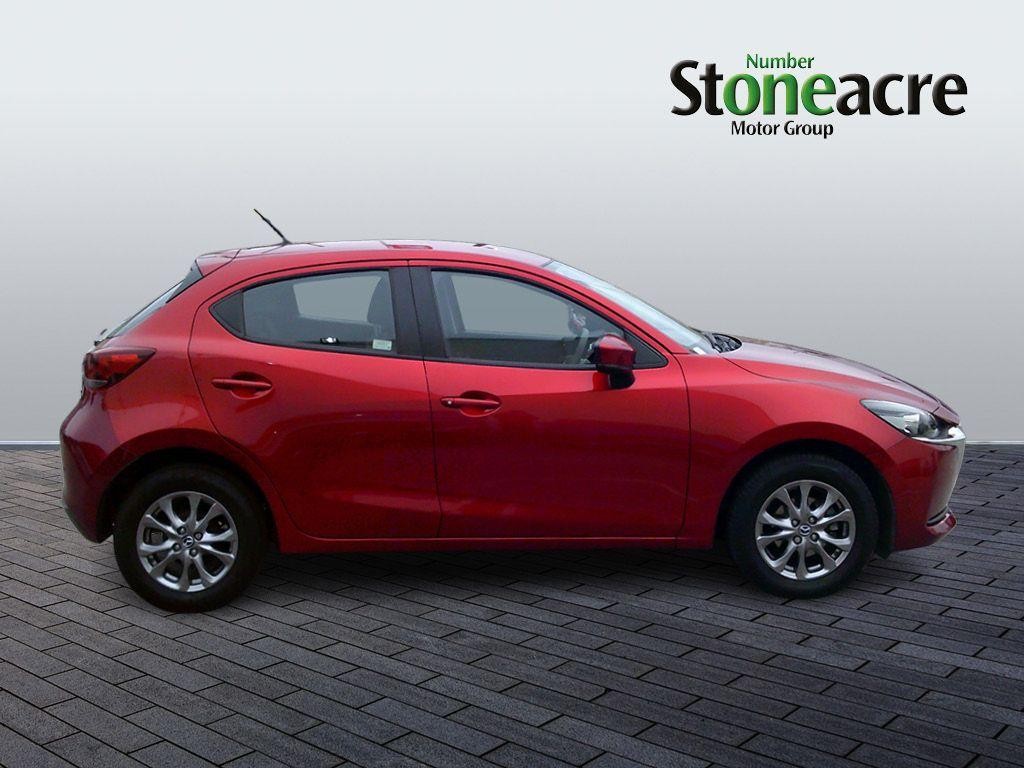 Mazda Mazda2 Image 2