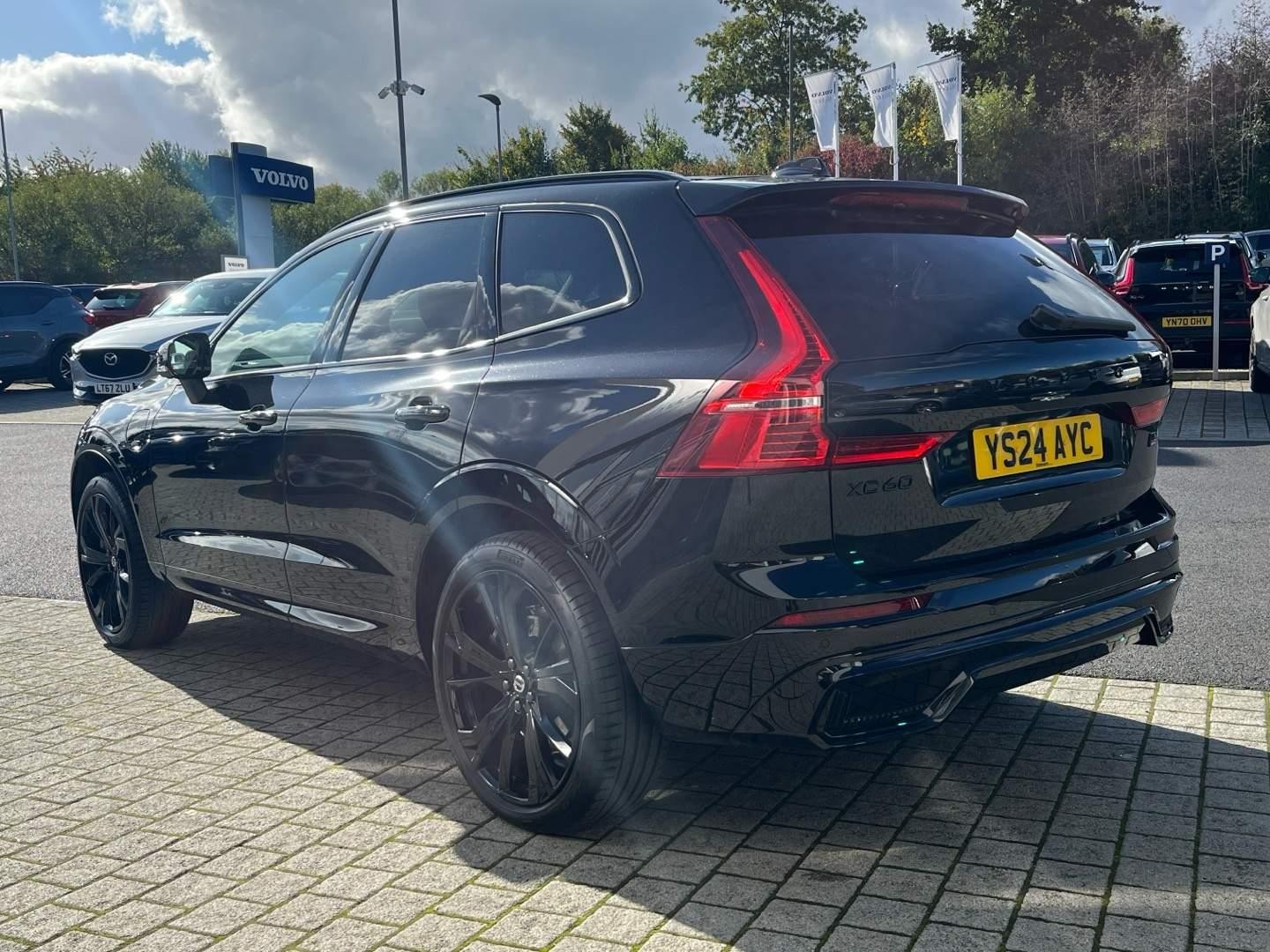 Volvo XC60 Image 2