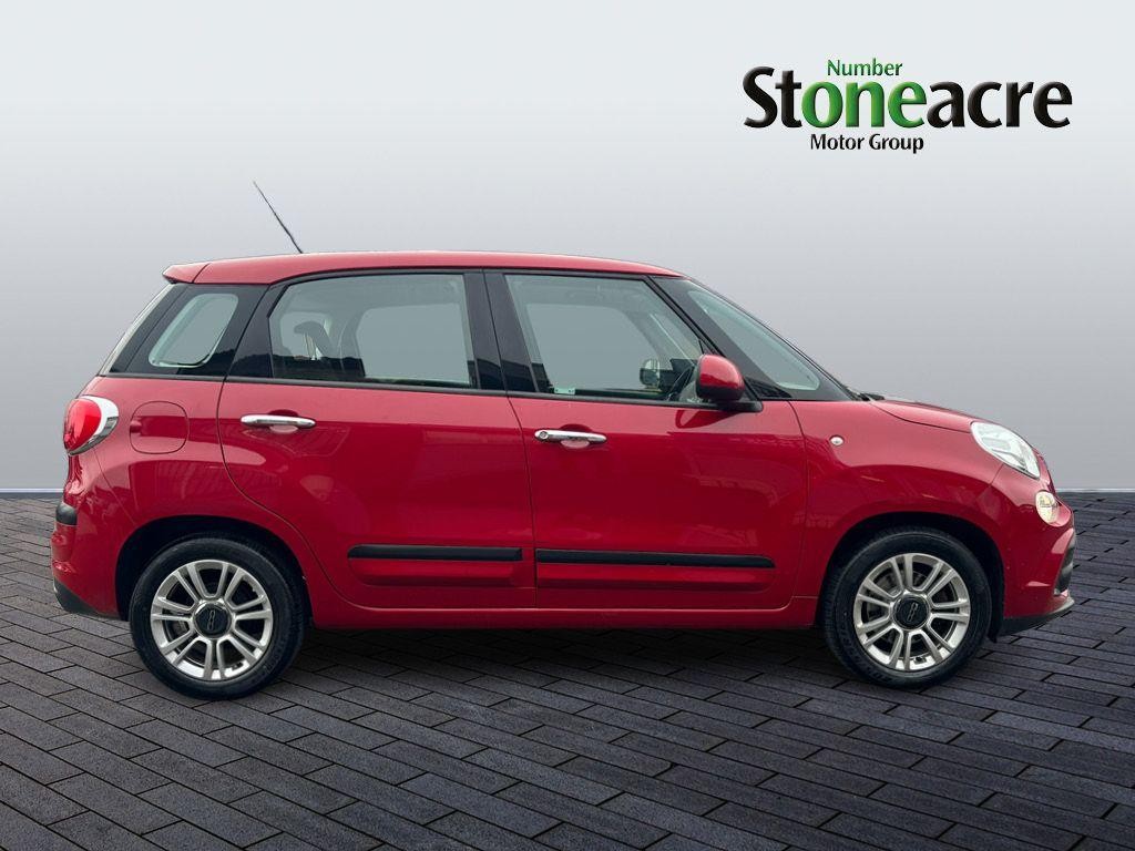 Fiat 500L Image 8