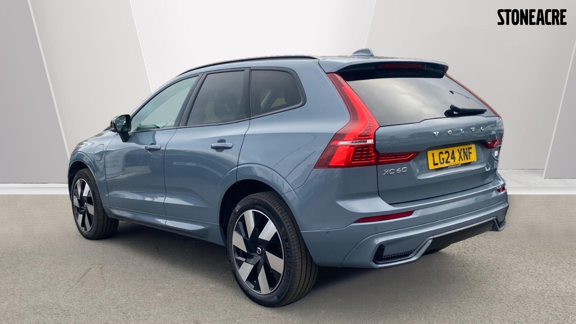 Volvo XC60 Image 2