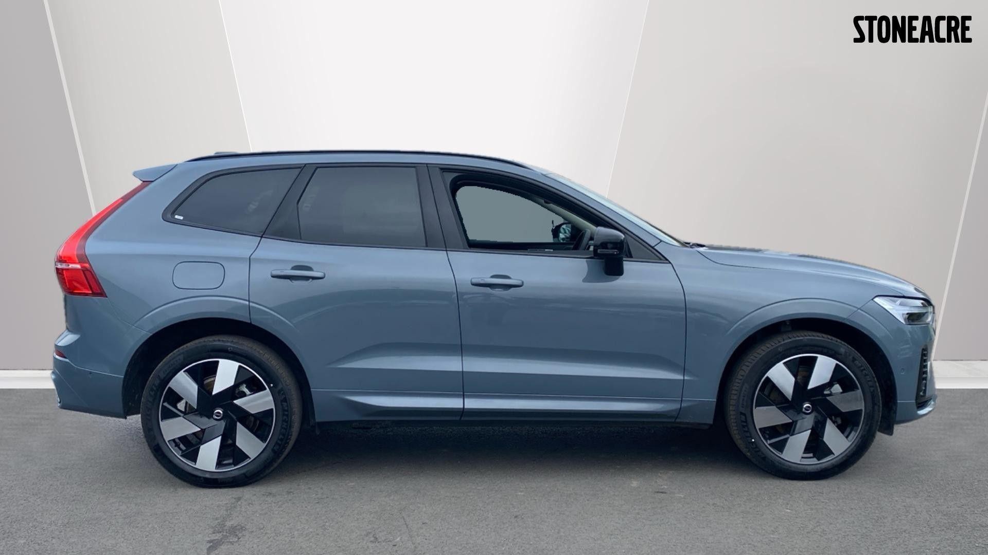 Volvo XC60 Image 3