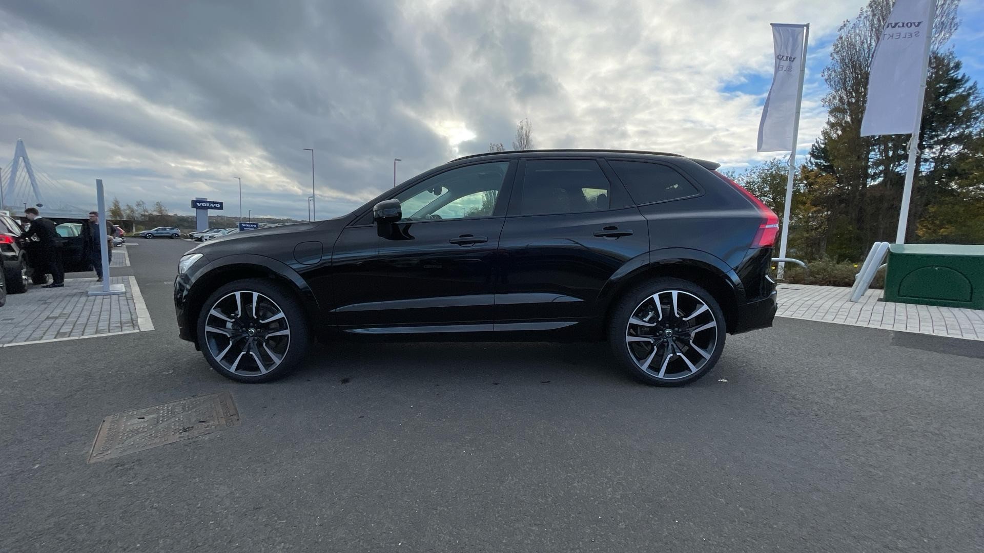 Volvo XC60 Image 8