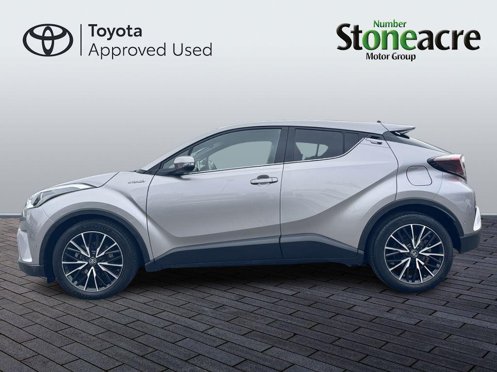 Toyota C-HR Image 8