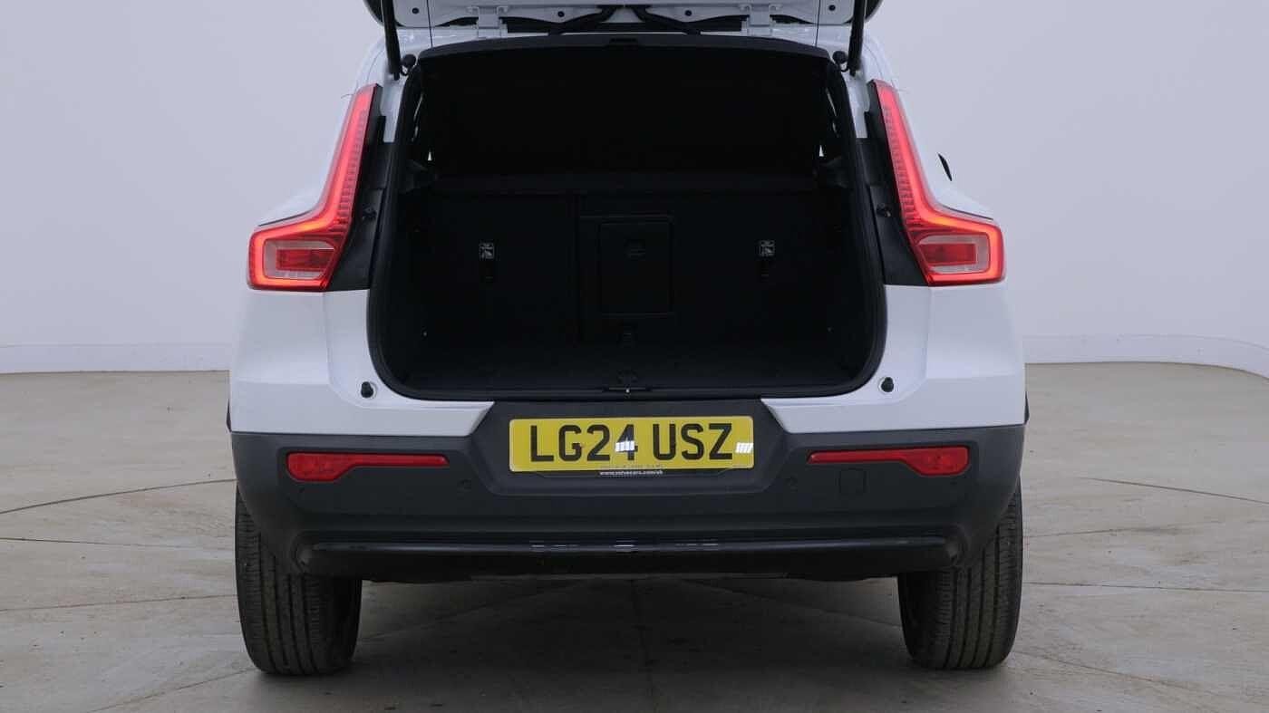 Volvo XC40 Image 14