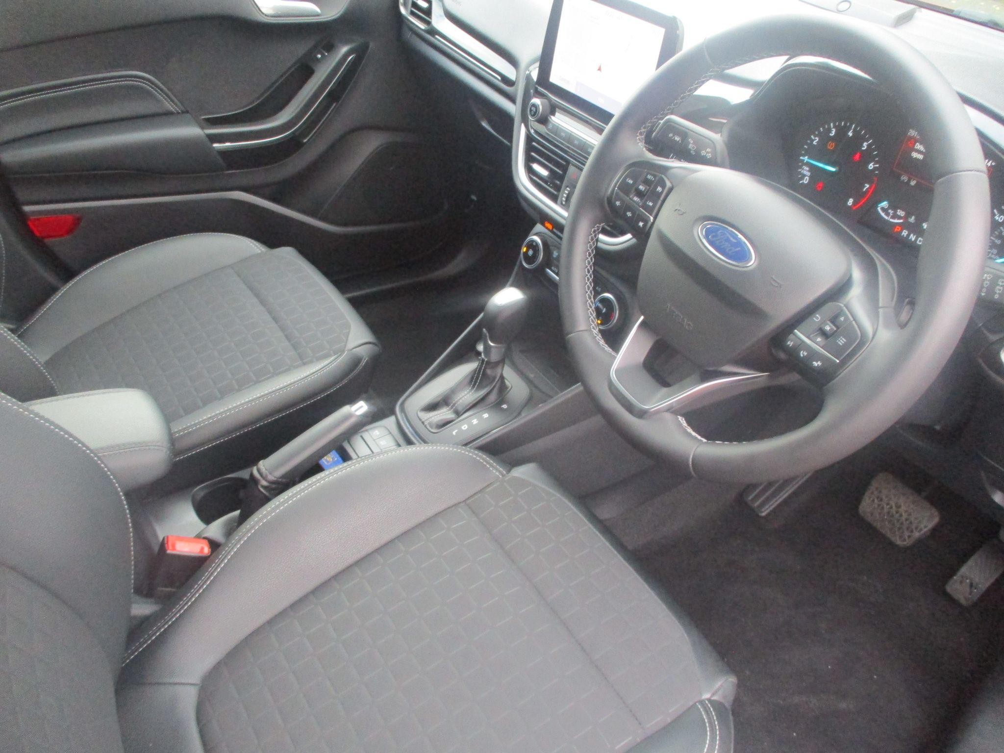 Ford Fiesta Image 10