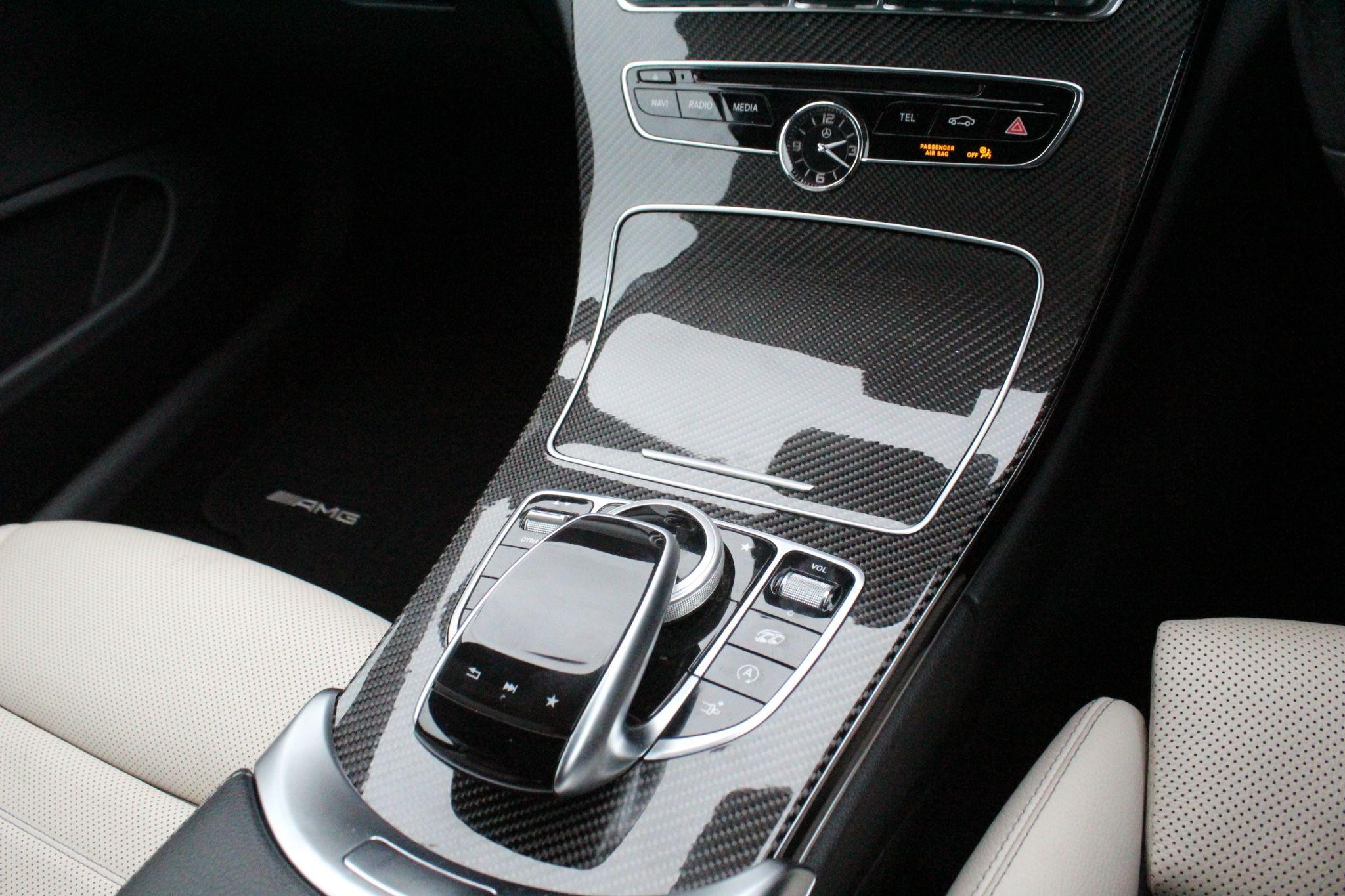 Mercedes-Benz C-Class Image 27