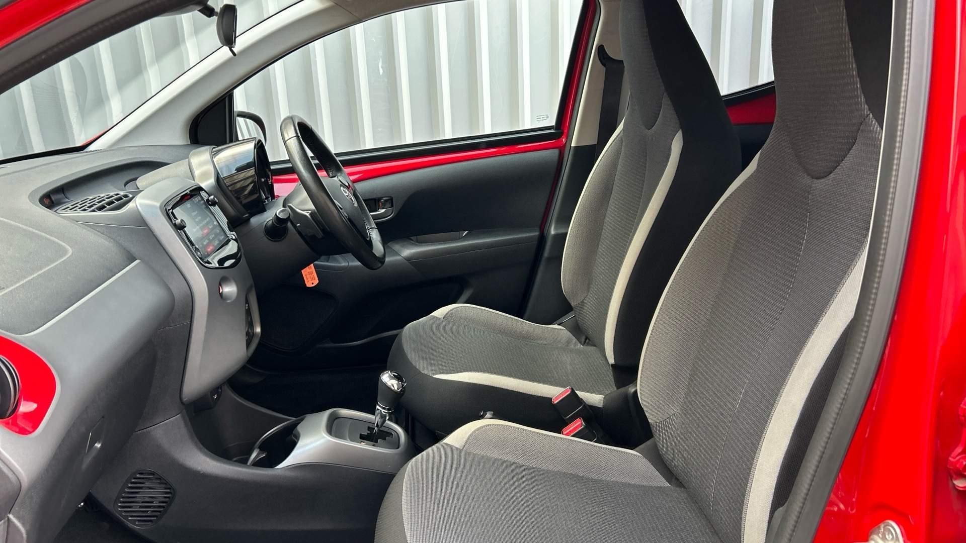 Toyota Aygo Image 16