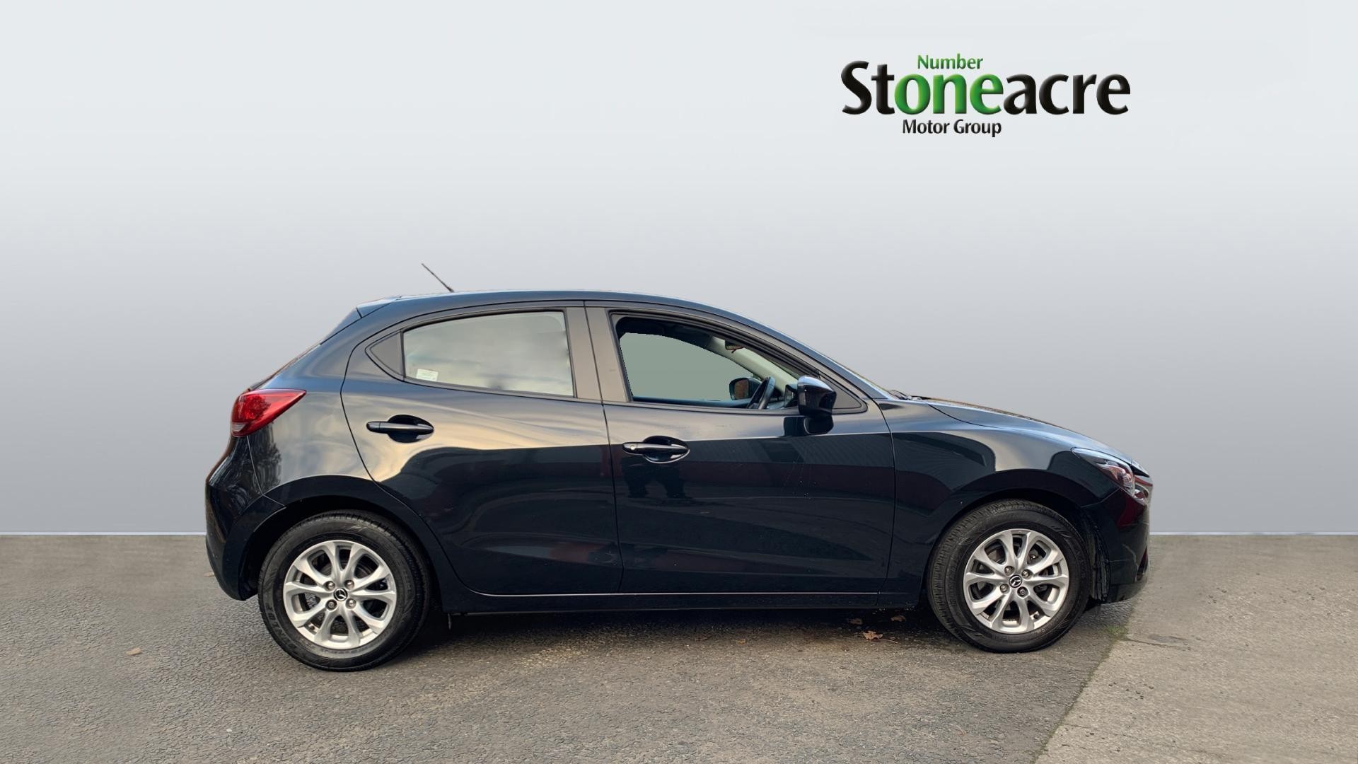 Mazda Mazda2 Image 3