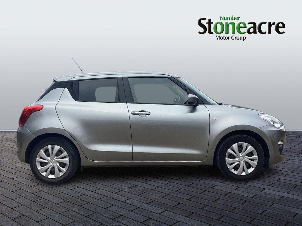 Suzuki Swift Image 4