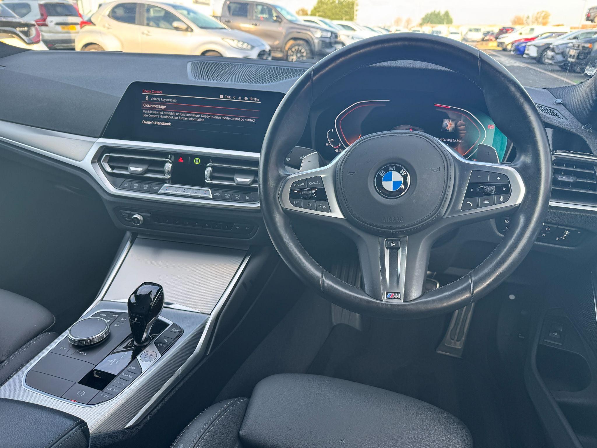 BMW 3 Series Image 16