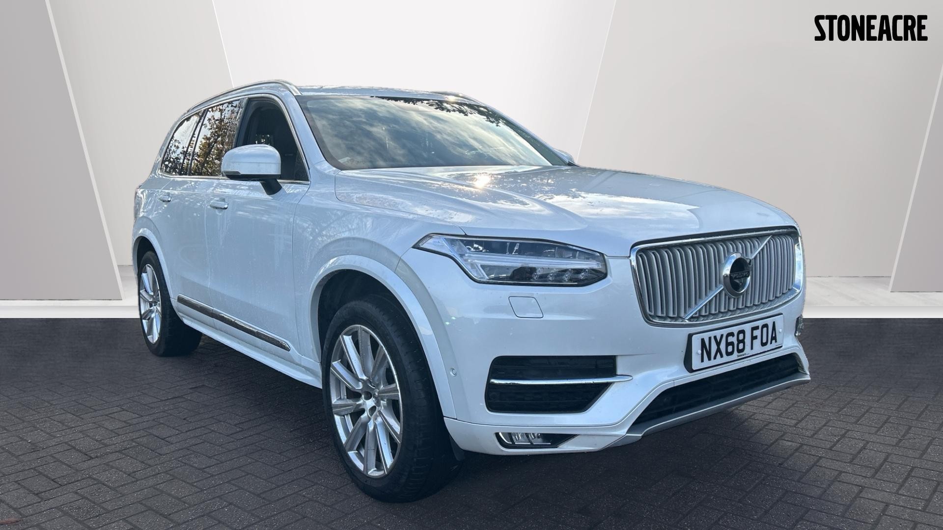 Volvo XC90 Image 1