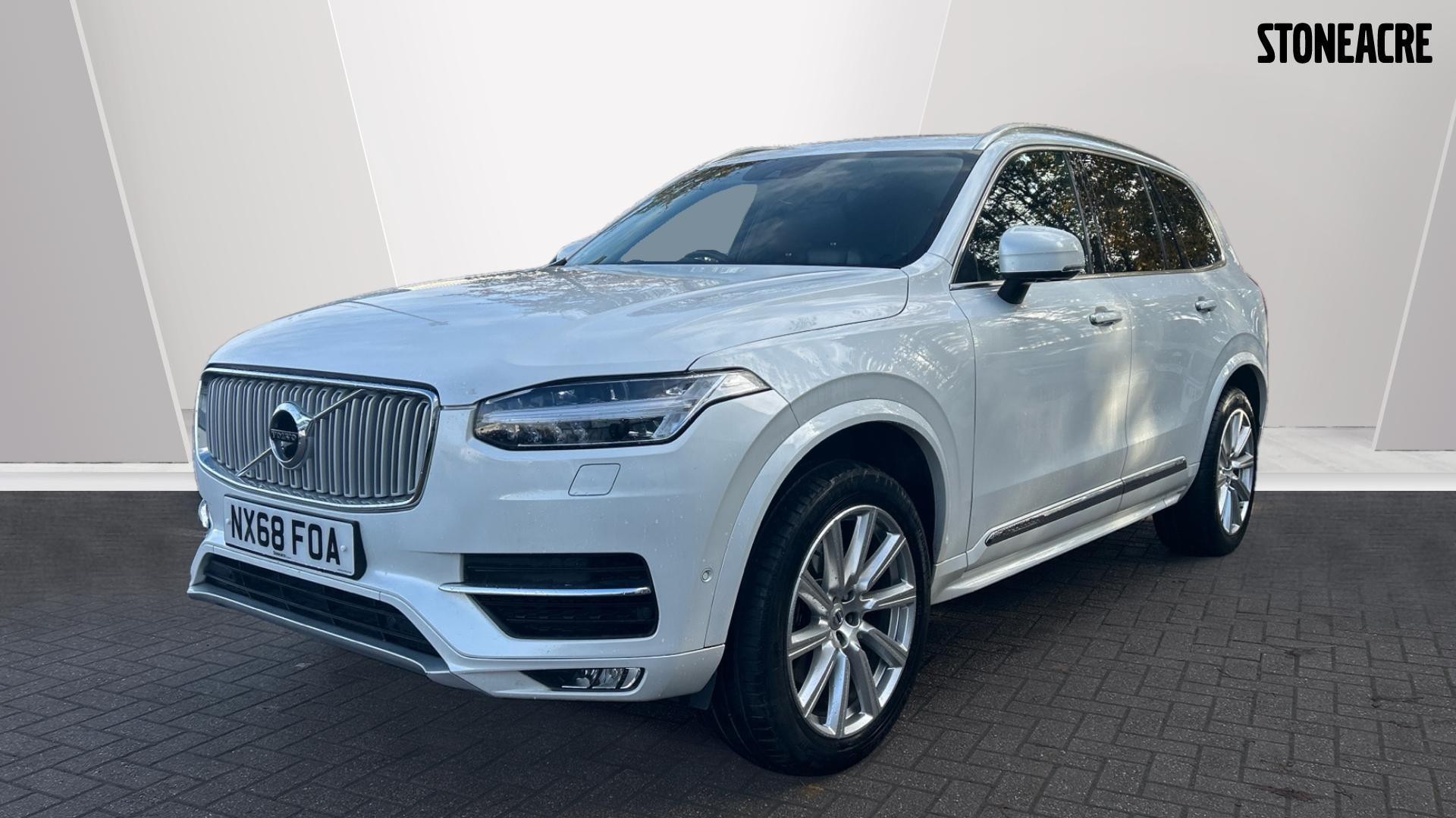 Volvo XC90 Image 6