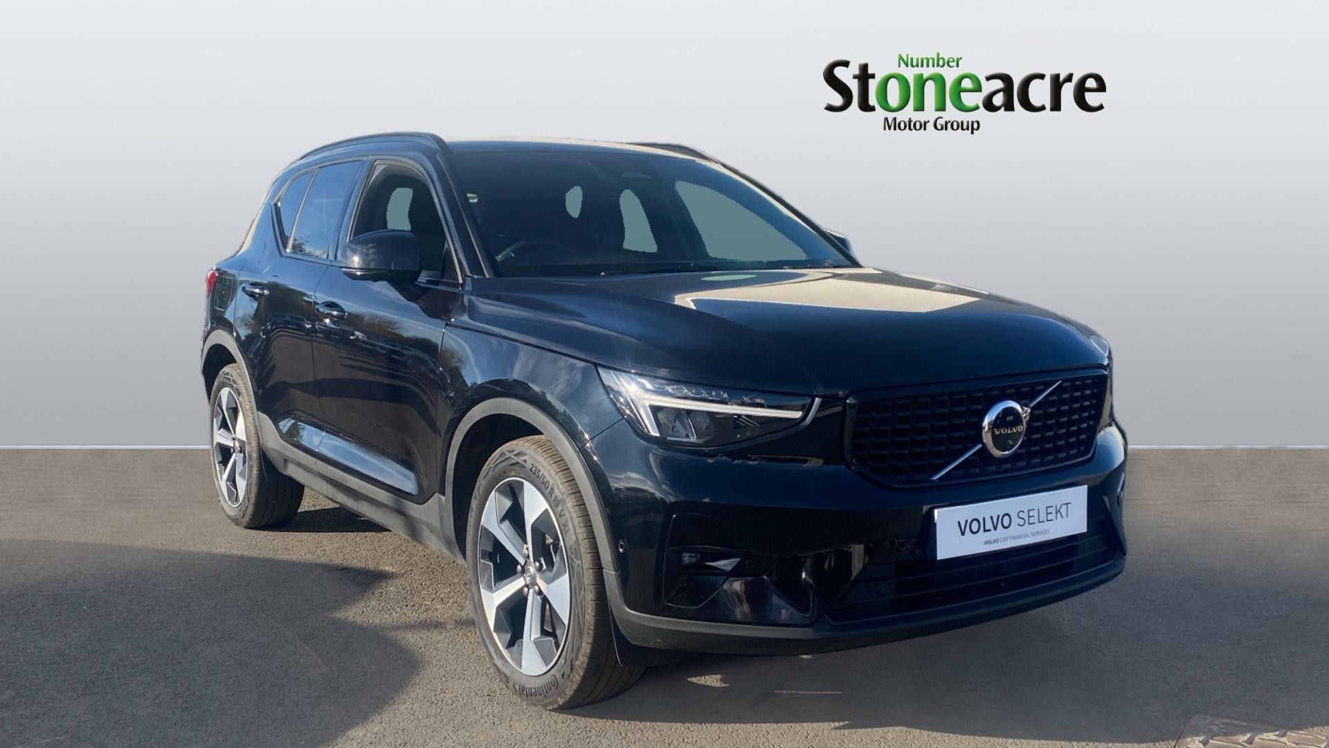 Volvo XC40 Image 1