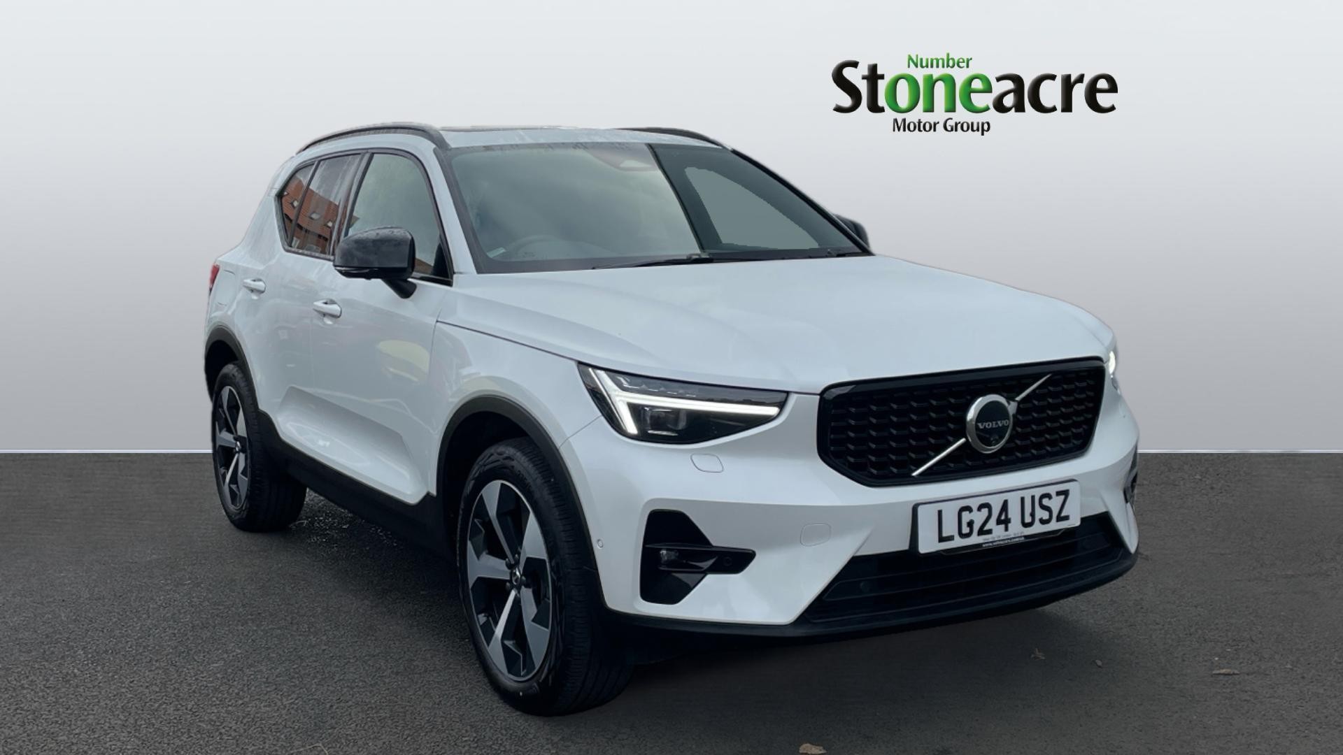 Volvo XC40 Image 1