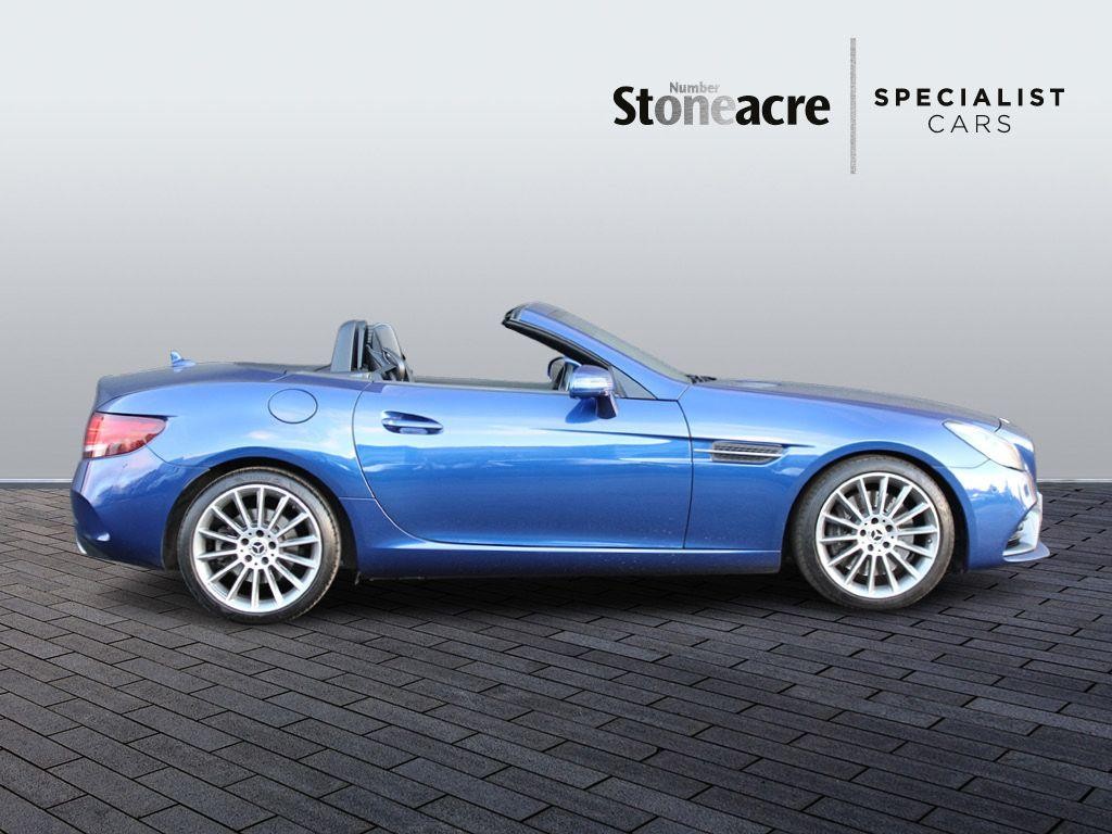 Mercedes-Benz SLC Image 2