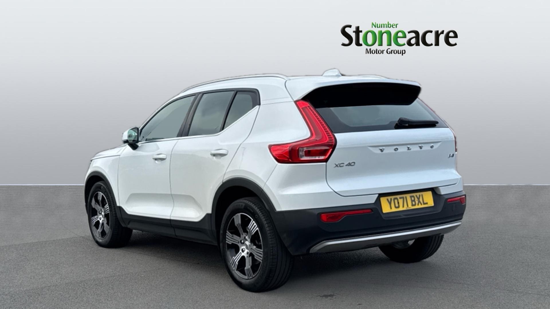 Volvo XC40 Image 2