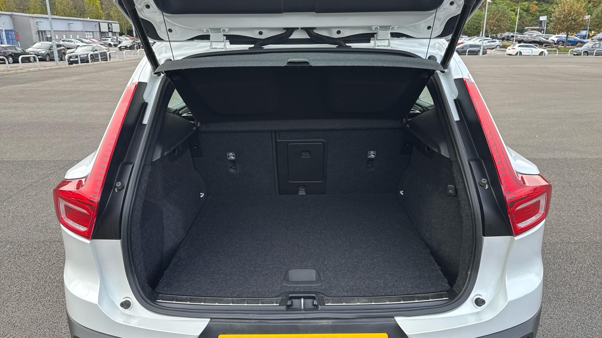 Volvo XC40 Image 17