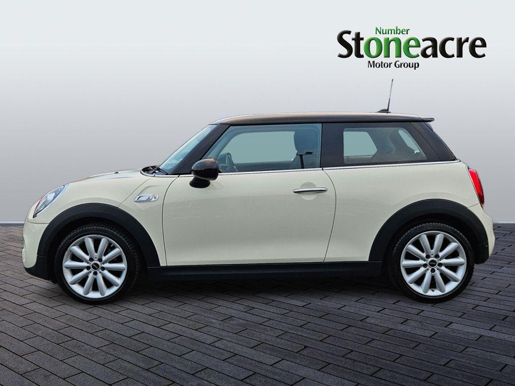 MINI Hatch Image 6