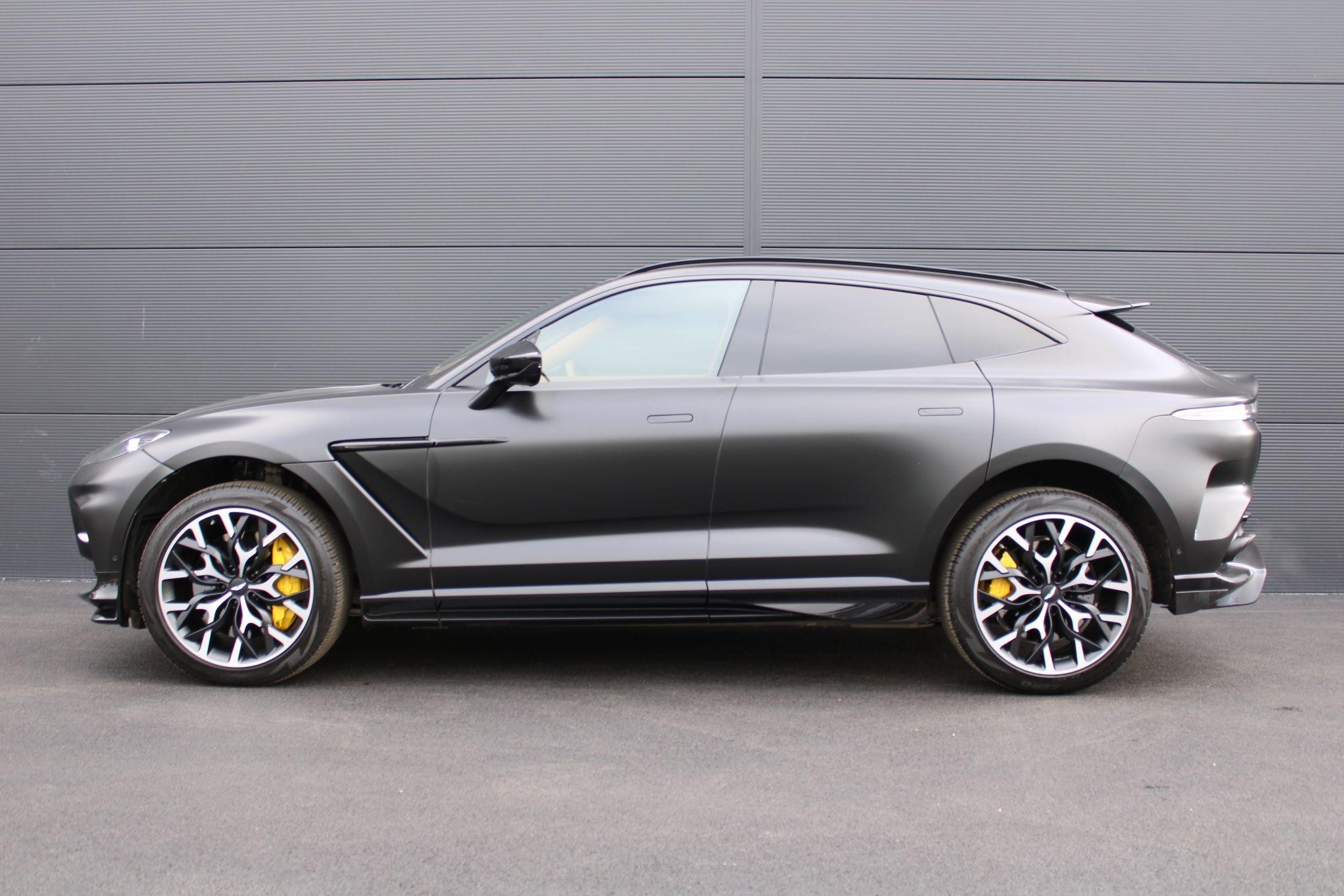 Aston Martin DBX Image 29