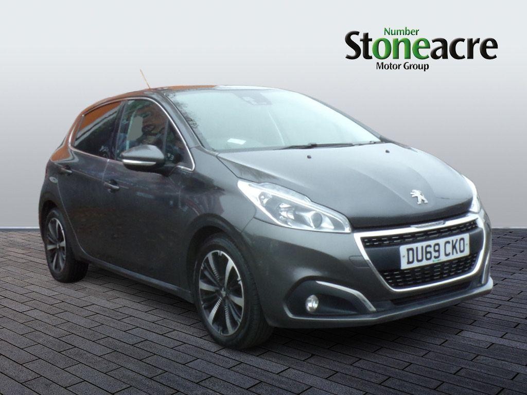 Peugeot 208 Image 1