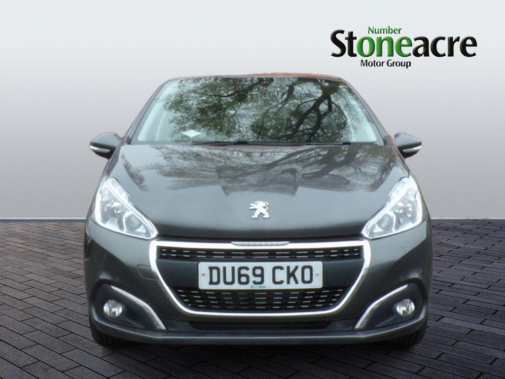 Peugeot 208 Image 8