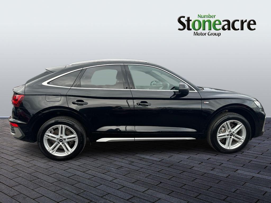 Audi Q5 Image 2